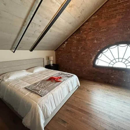 Upscale Industrial Penthouse Apartment Plymouth Exterior photo