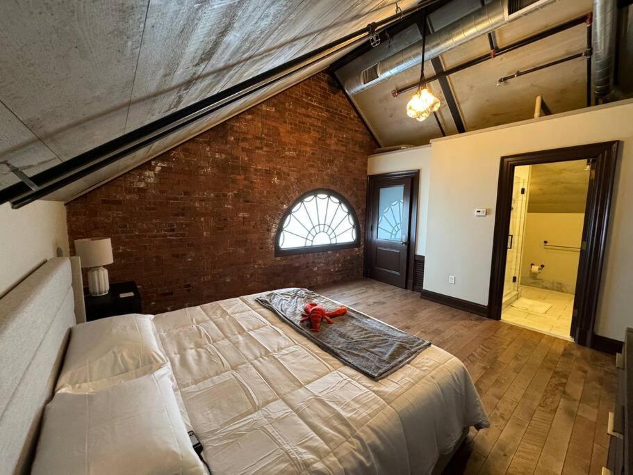Upscale Industrial Penthouse *