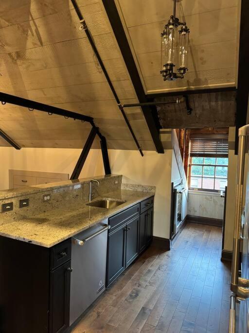 Upscale Industrial Penthouse *
